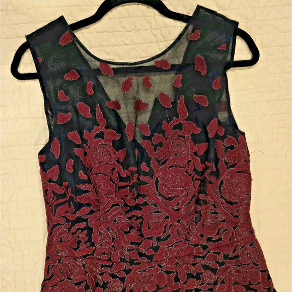 BCBG Max Azria Dress 8 Red Black Floral Embroidered Tulle Mesh Gown Formal NWT - Picture 7 of 13